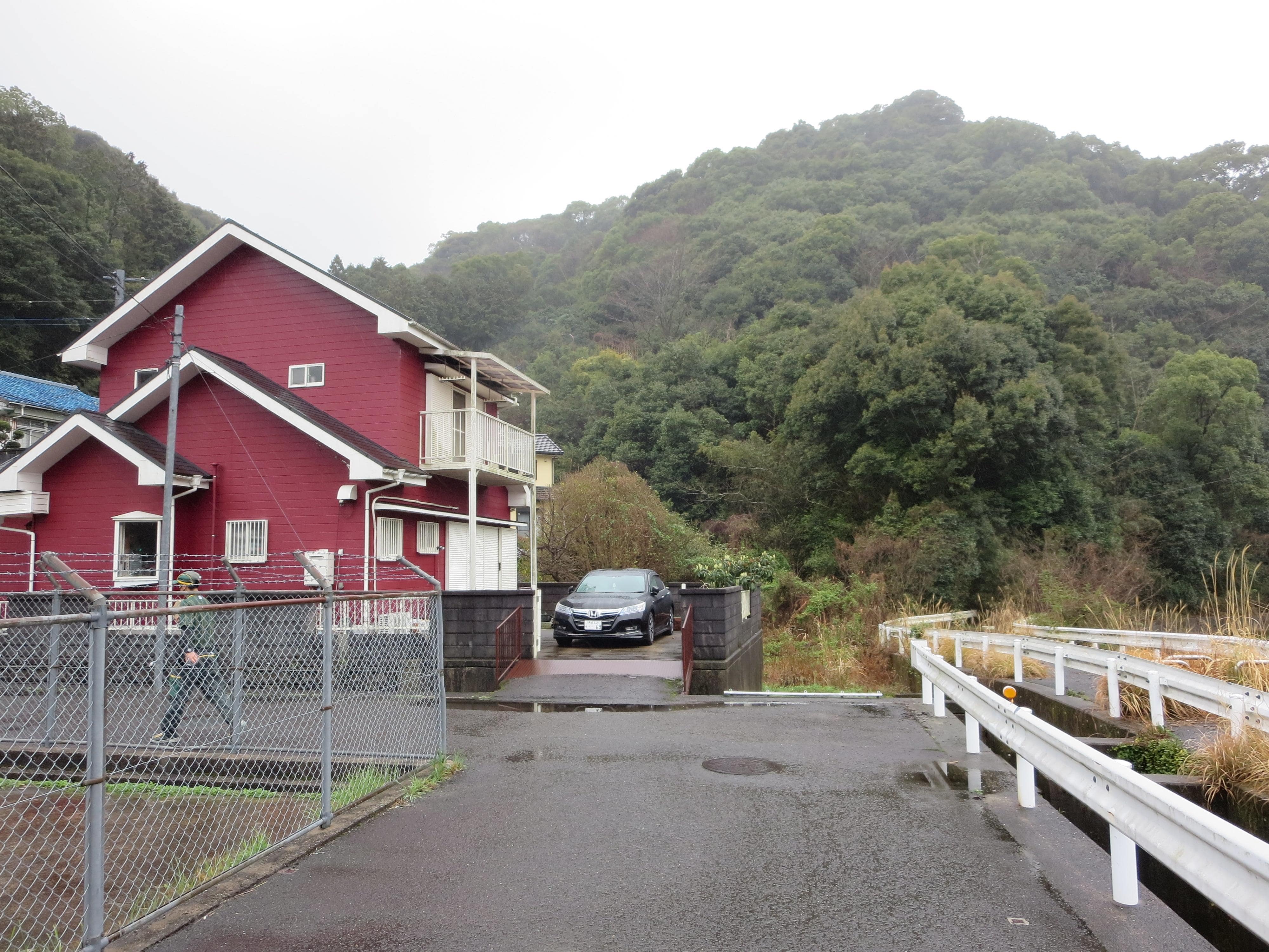 長崎市多以良町